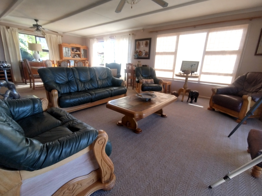 4 Bedroom Property for Sale in Noorsekloof Eastern Cape